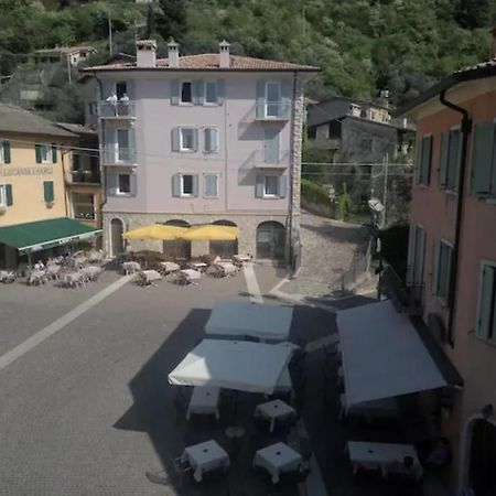 Attico Nel Borgo Apartman Torri del Benaco Kültér fotó